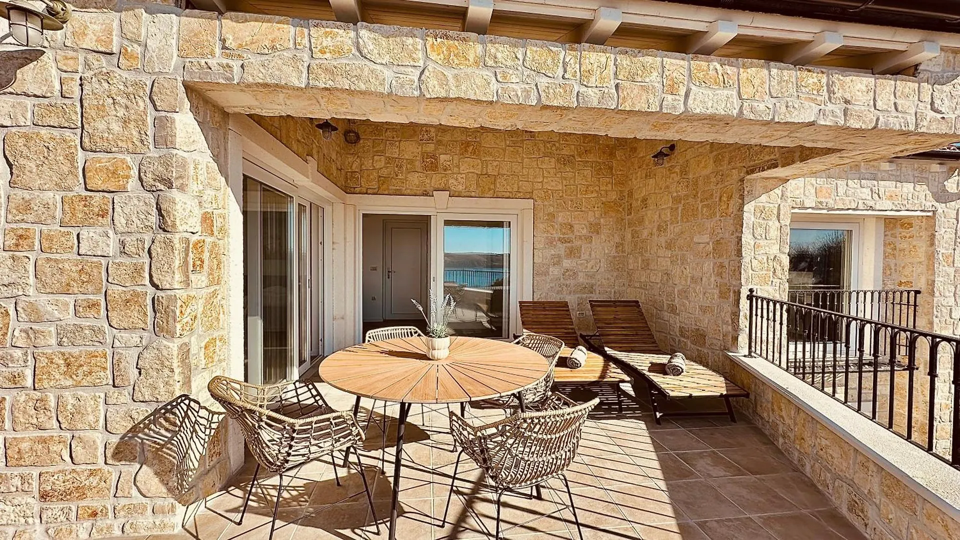 Vista Villas Apartment Lovers Nest Razanac 0*,  Croatia